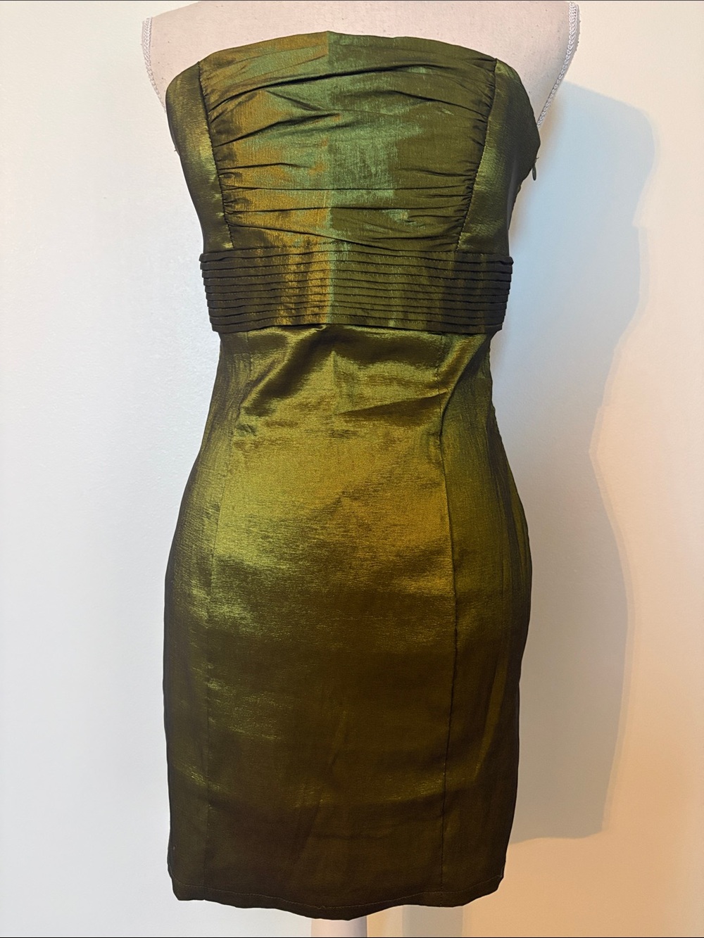 Y2K Vintage Verty Strapless Olive Green Metallic Sheath Dress